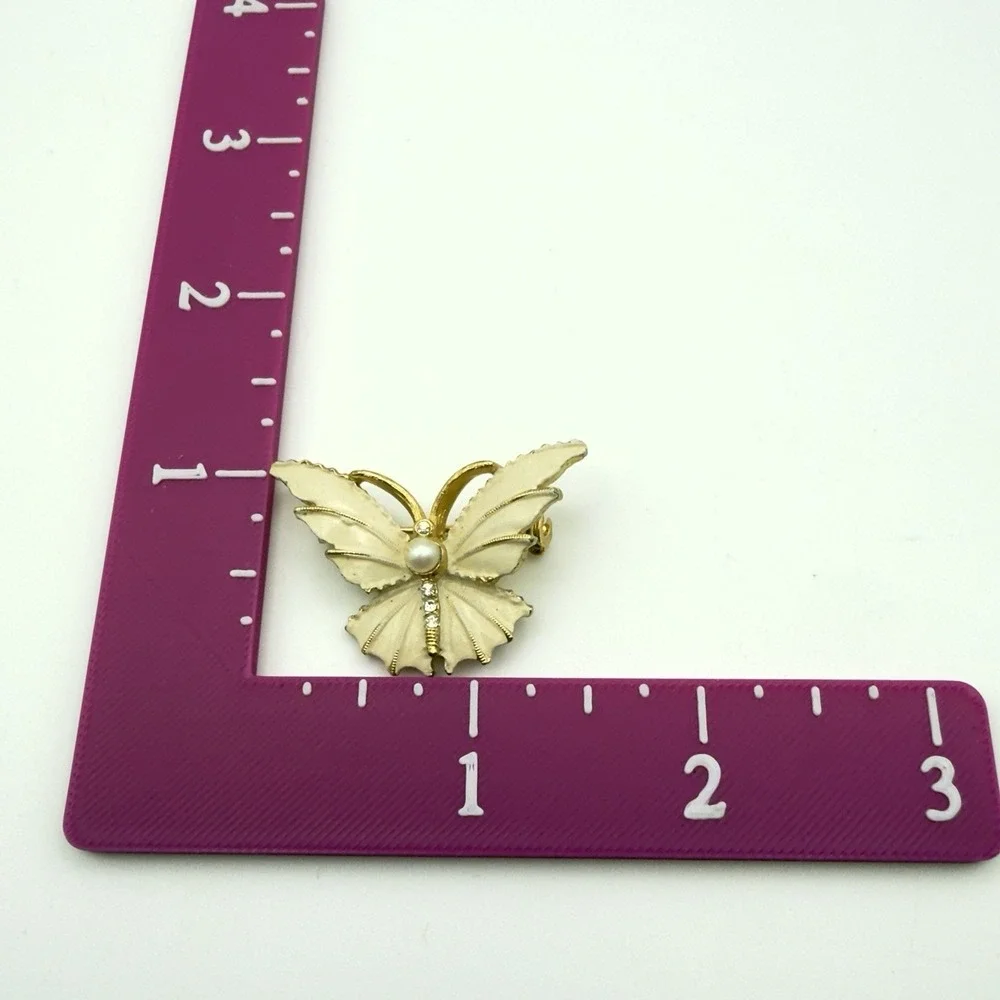 Vintage Butterfly Rhinestone Brooch Cream Enamel Faux Pearl Gold Tone